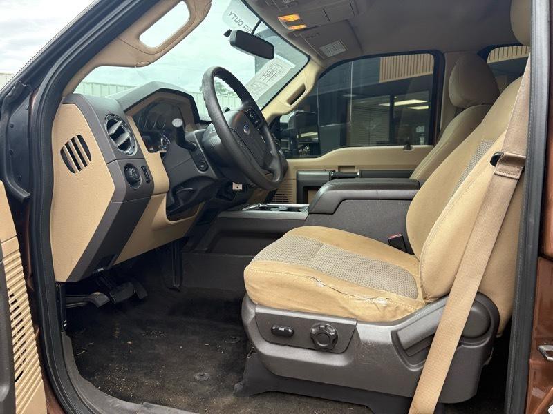 2011 Ford F-250 Image 14