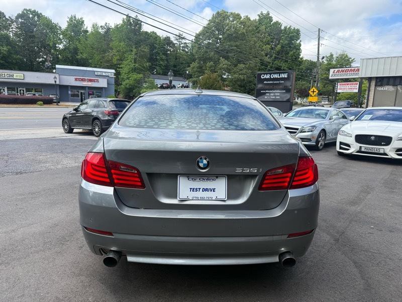 2011 BMW 5 Series Image 5