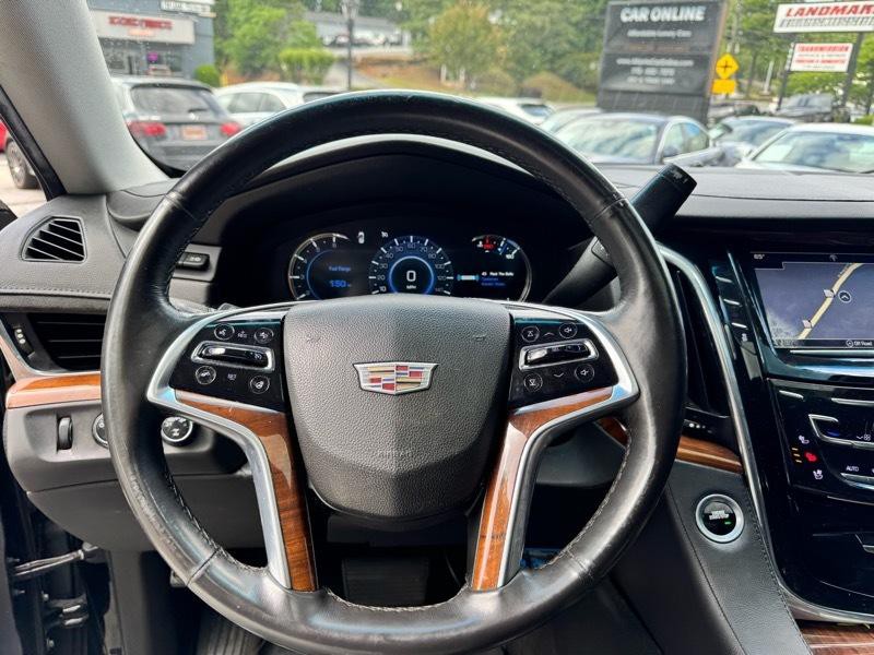 2017 Cadillac Escalade Image 11