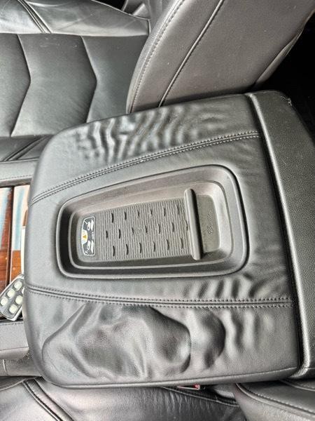 2017 Cadillac Escalade Image 23