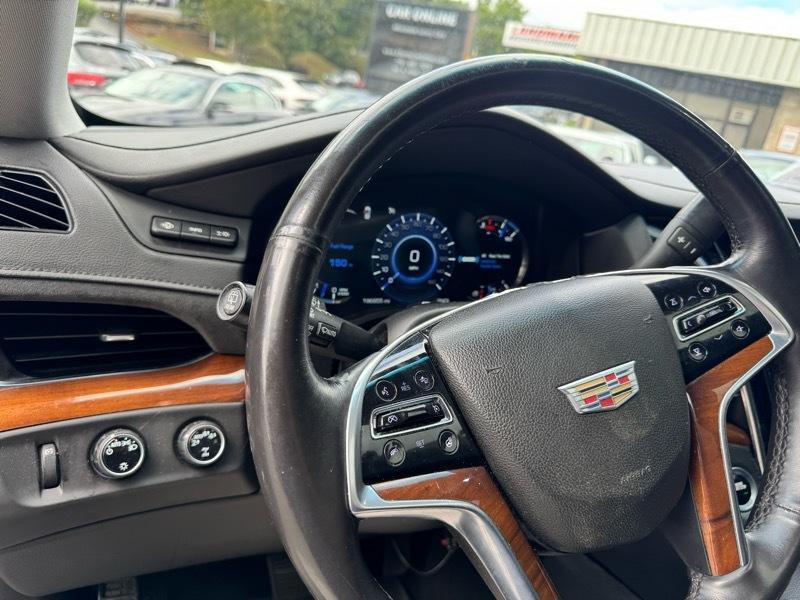 2017 Cadillac Escalade Image 24
