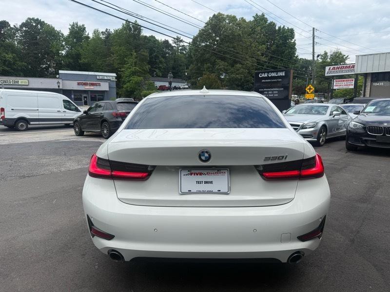2019 BMW 3 Series Image 4