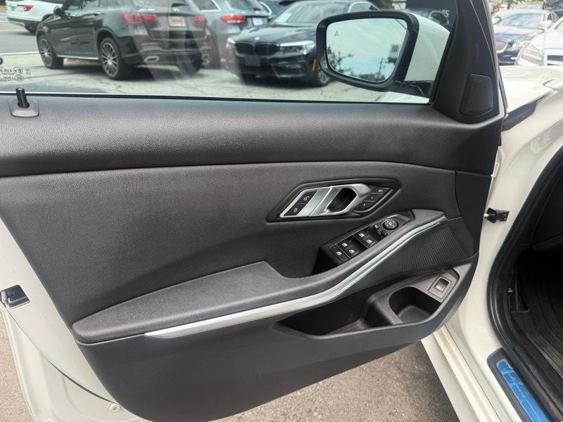 2019 BMW 3 Series Image 12