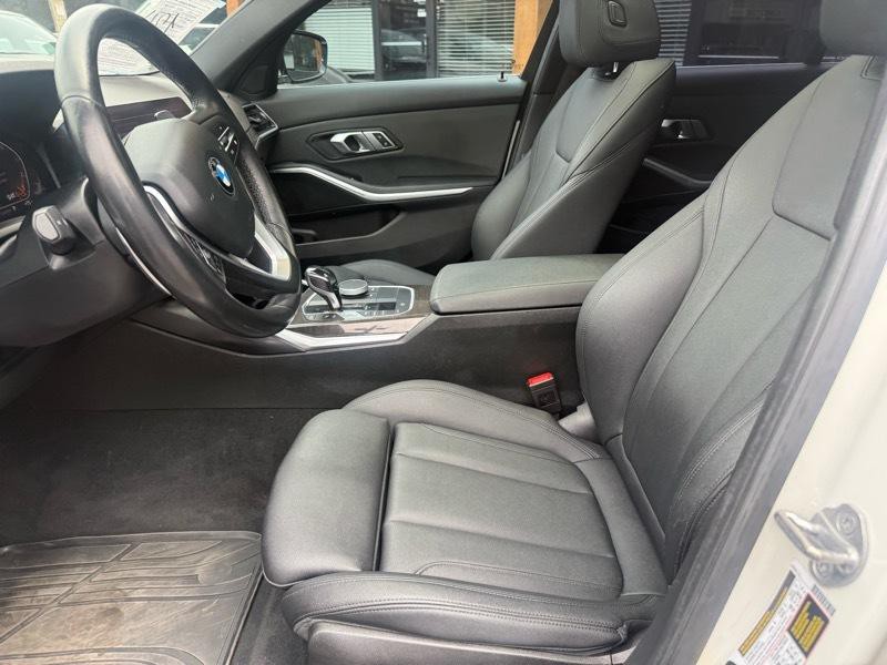 2019 BMW 3 Series Image 14