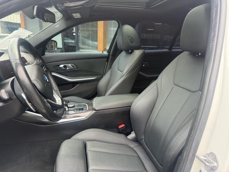 2019 BMW 3 Series Image 15