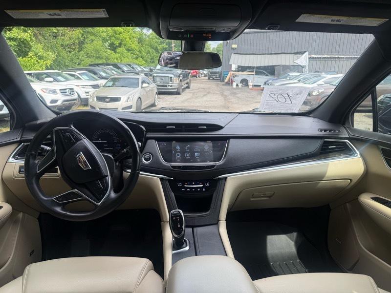 2018 Cadillac XT5 Image 11