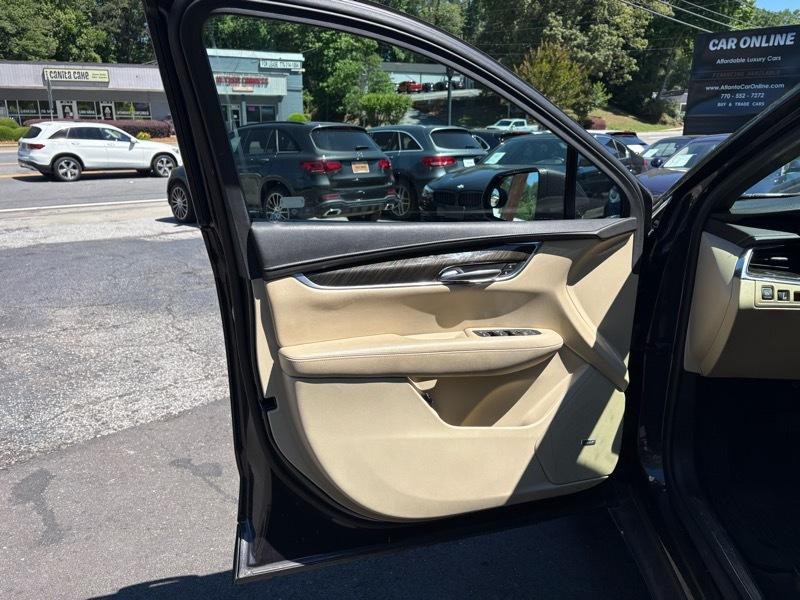2017 Cadillac XT5 Image 9