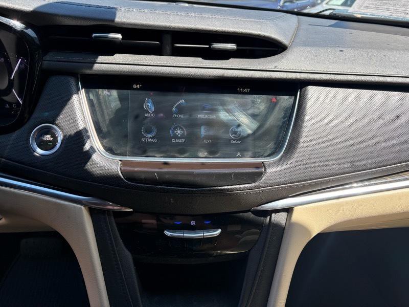 2017 Cadillac XT5 Image 12