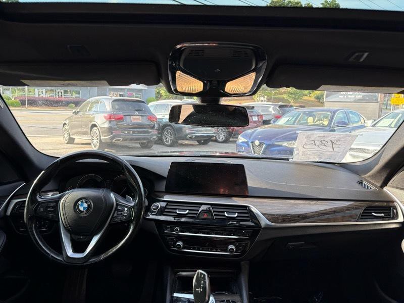 2018 BMW 5 Series Image 14