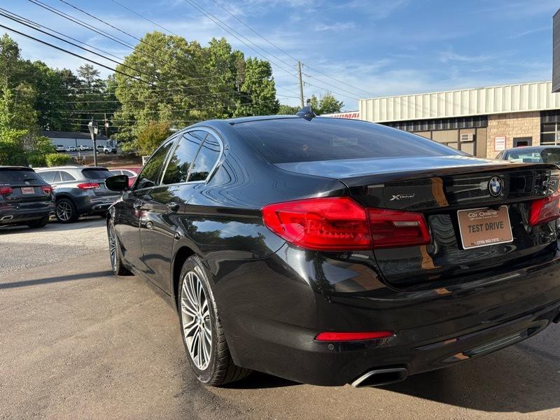 2018 BMW 5 Series Image 17