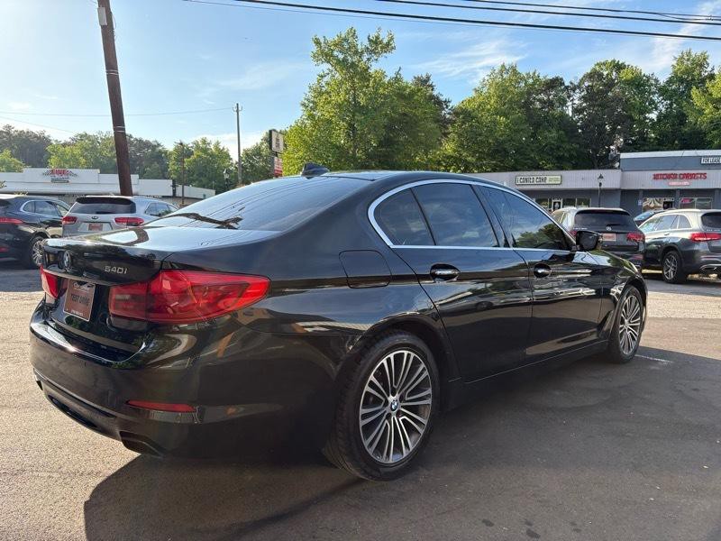 2018 BMW 5 Series Image 19
