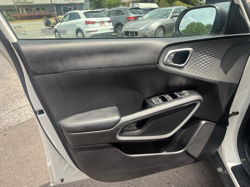 2020 Kia Soul Image 9