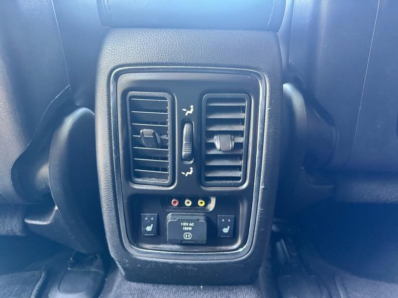 2011 Jeep Grand Cherokee Image 22
