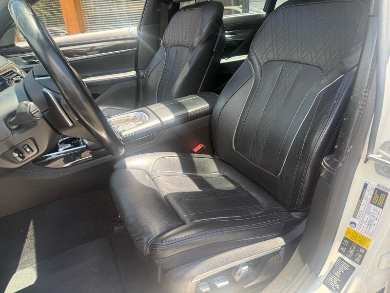 2017 BMW 7 Series Image 20