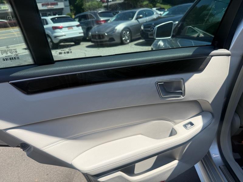 2014 Mercedes-Benz E-Class Image 9
