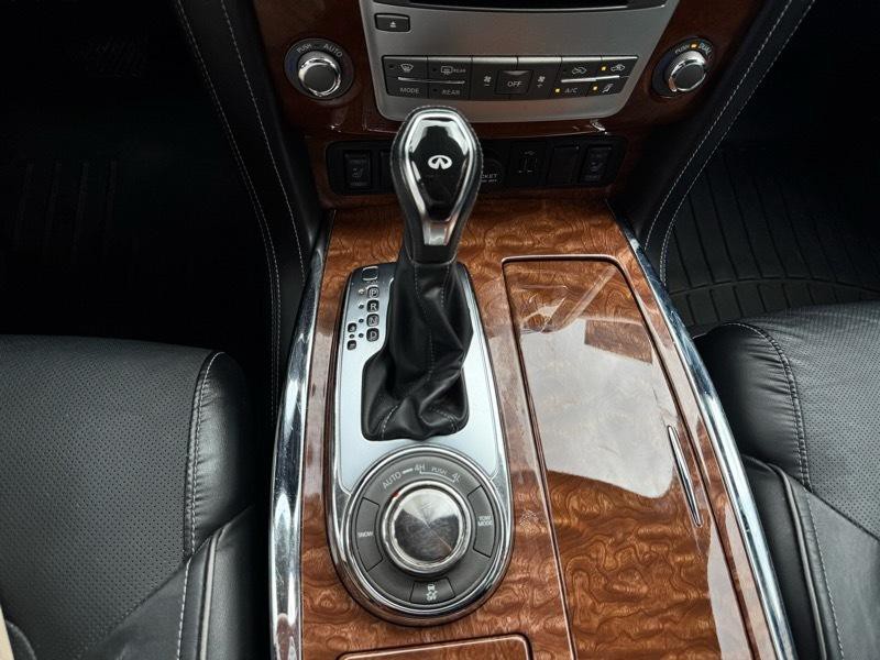 2018 INFINITI QX80 Image 15