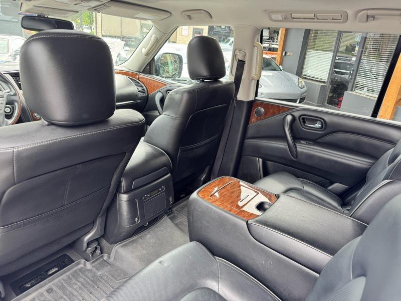 2018 INFINITI QX80 Image 18