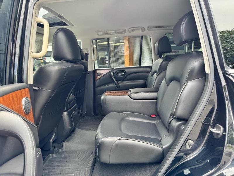 2018 INFINITI QX80 Image 19