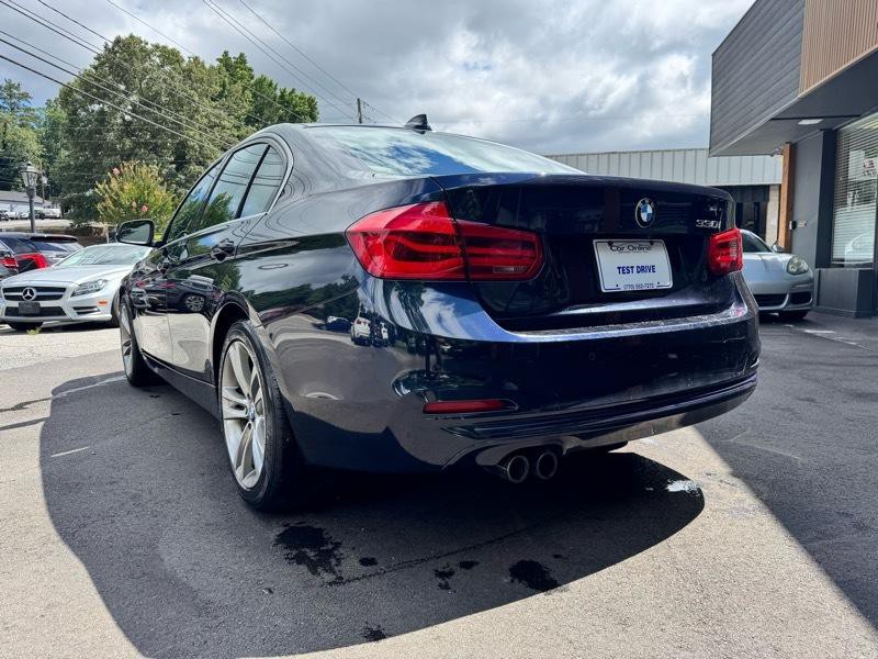 2017 BMW 3 Series Image 7