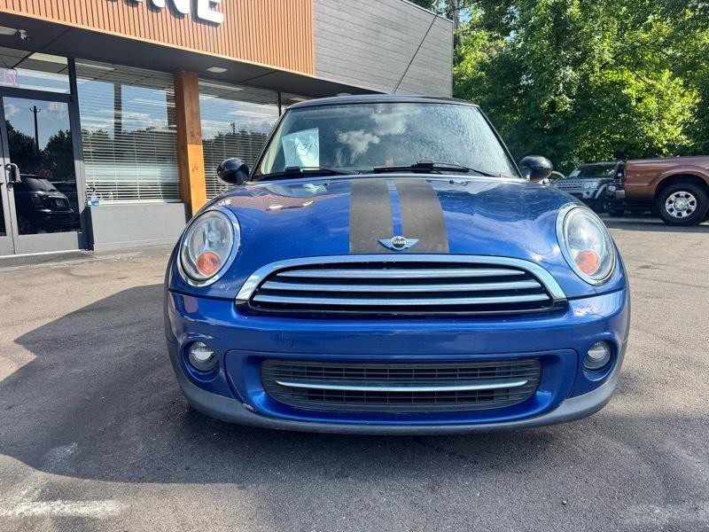 2013 MINI Cooper Image 2