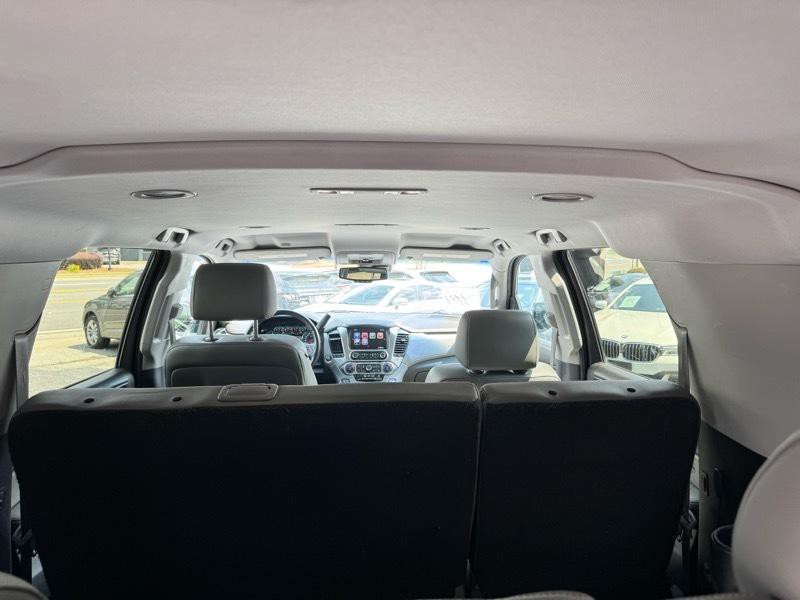 2015 Chevrolet Suburban Image 31