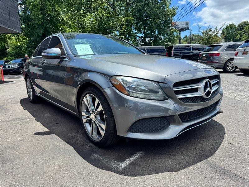 2017 Mercedes-Benz C-Class Image 3