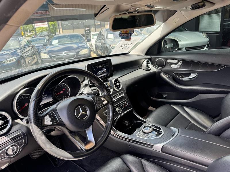 2017 Mercedes-Benz C-Class Image 11