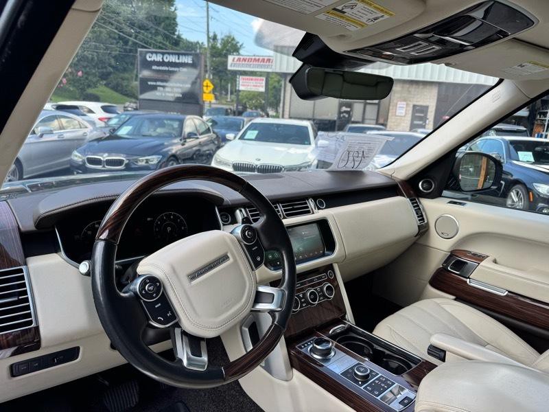 2017 Land Rover Range Rover Image 11