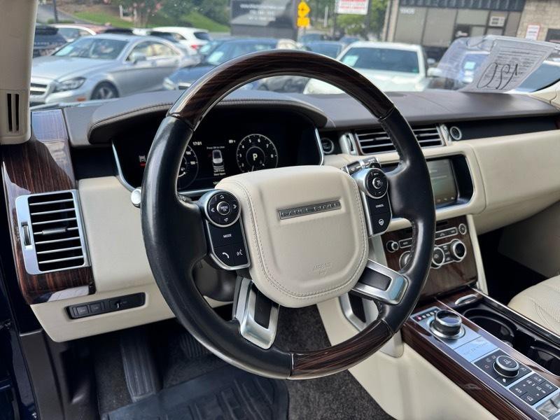 2017 Land Rover Range Rover Image 12