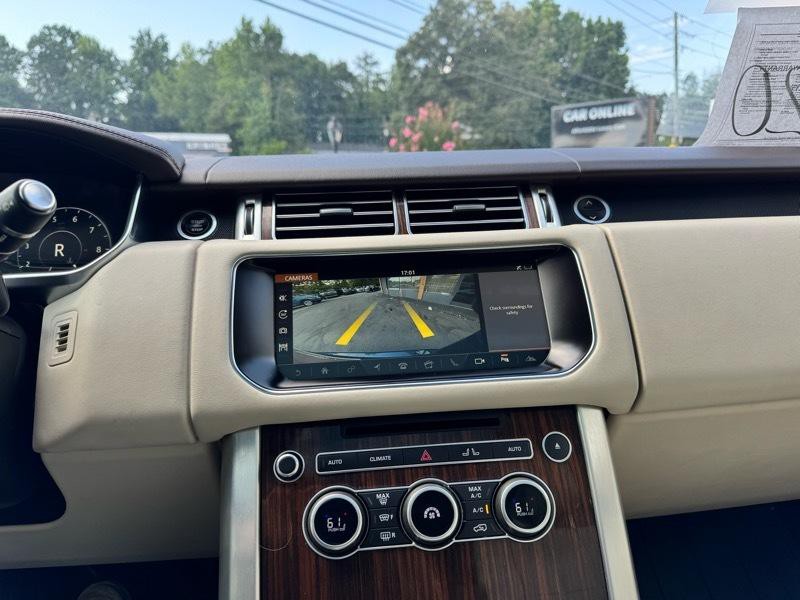 2017 Land Rover Range Rover Image 14