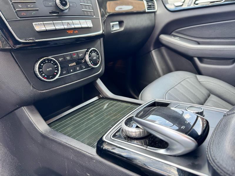 2016 Mercedes-Benz GLE-Class Image 22