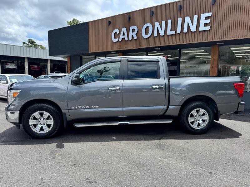 2019 Nissan Titan Image 8