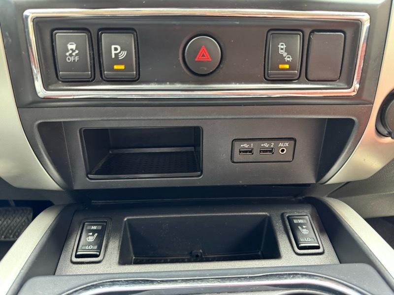 2019 Nissan Titan Image 16