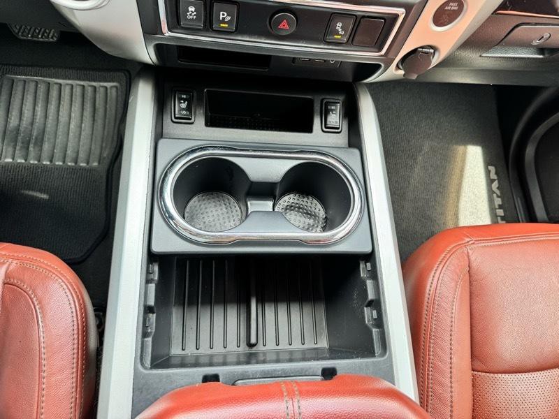 2019 Nissan Titan Image 20