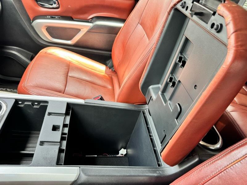 2019 Nissan Titan Image 22