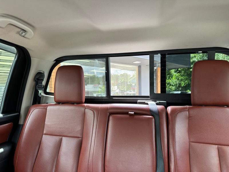 2019 Nissan Titan Image 24