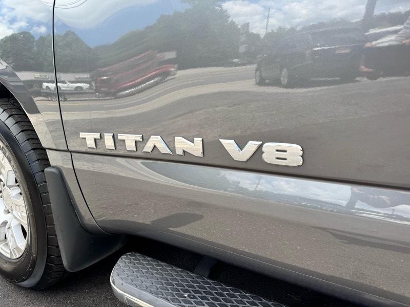 2019 Nissan Titan Image 27