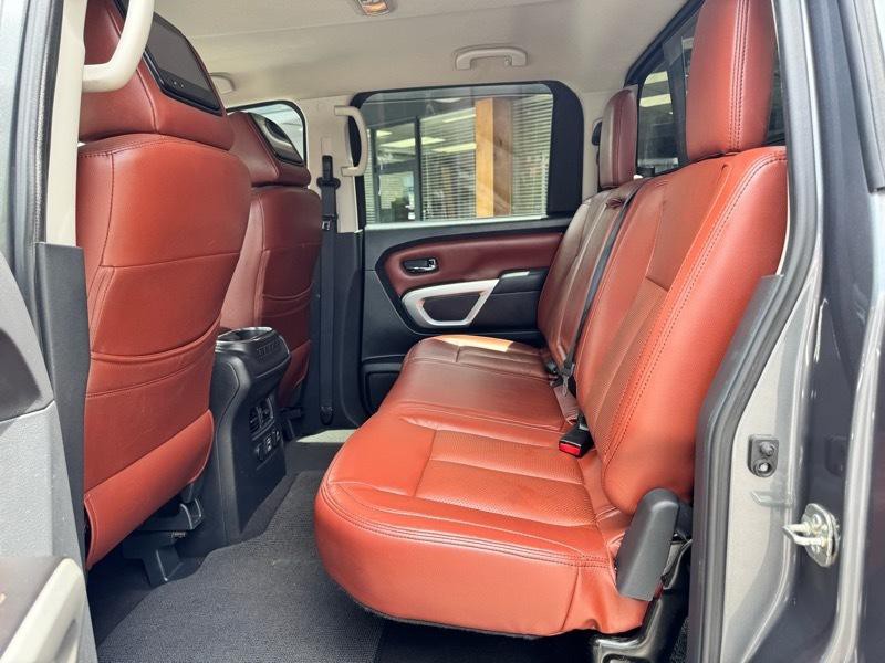 2019 Nissan Titan Image 29