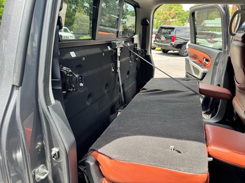 2019 Nissan Titan Image 35