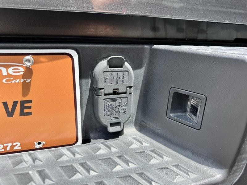 2019 Nissan Titan Image 37