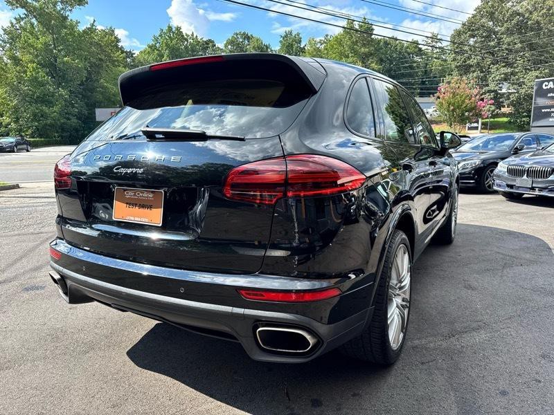 2017 Porsche Cayenne Image 5