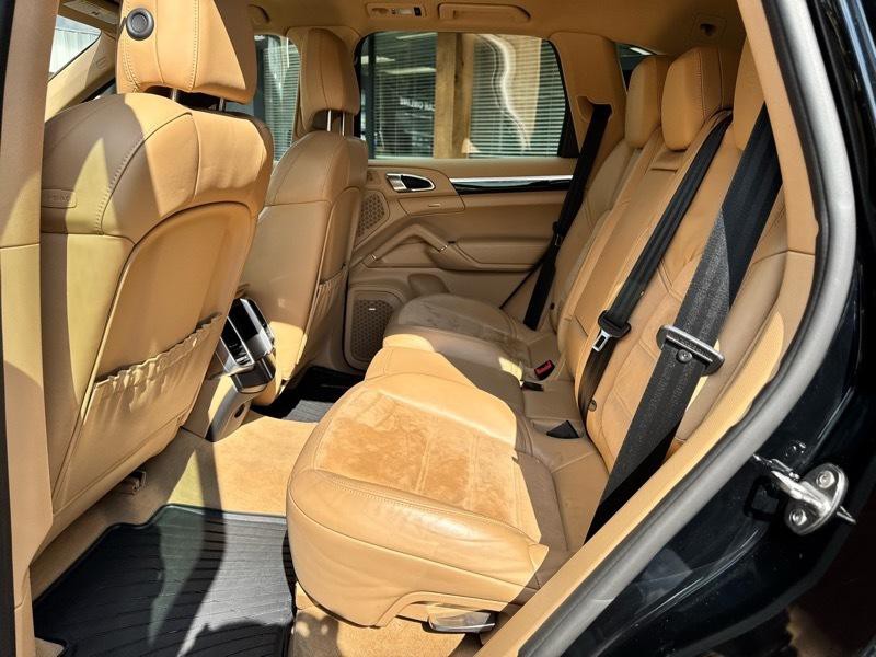2017 Porsche Cayenne Image 27