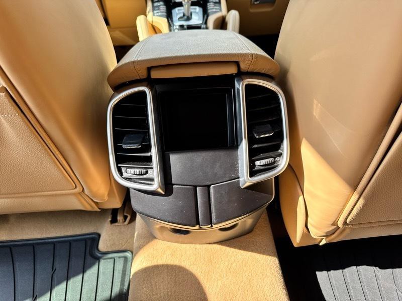 2017 Porsche Cayenne Image 29