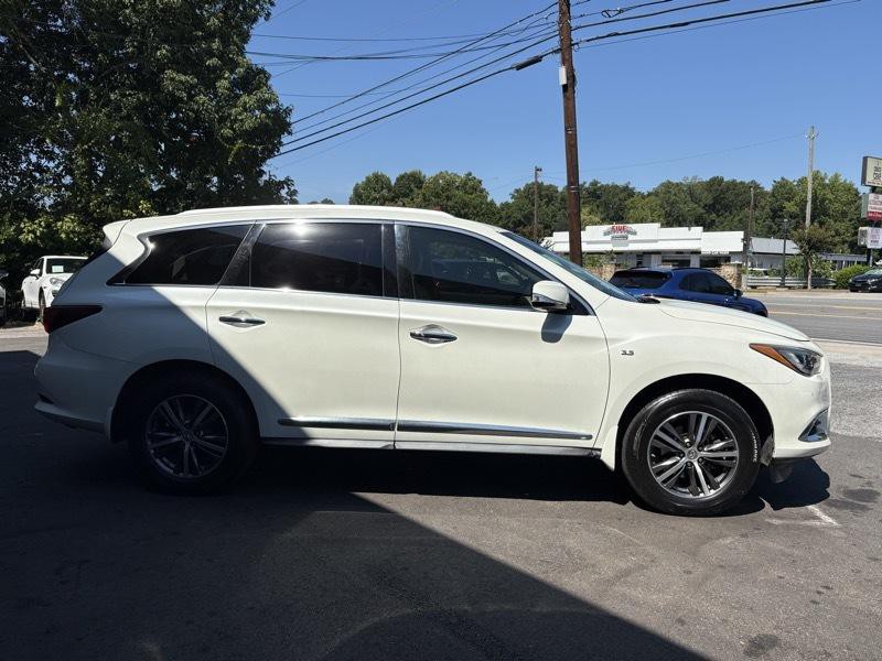 2017 INFINITI QX60 Image 4