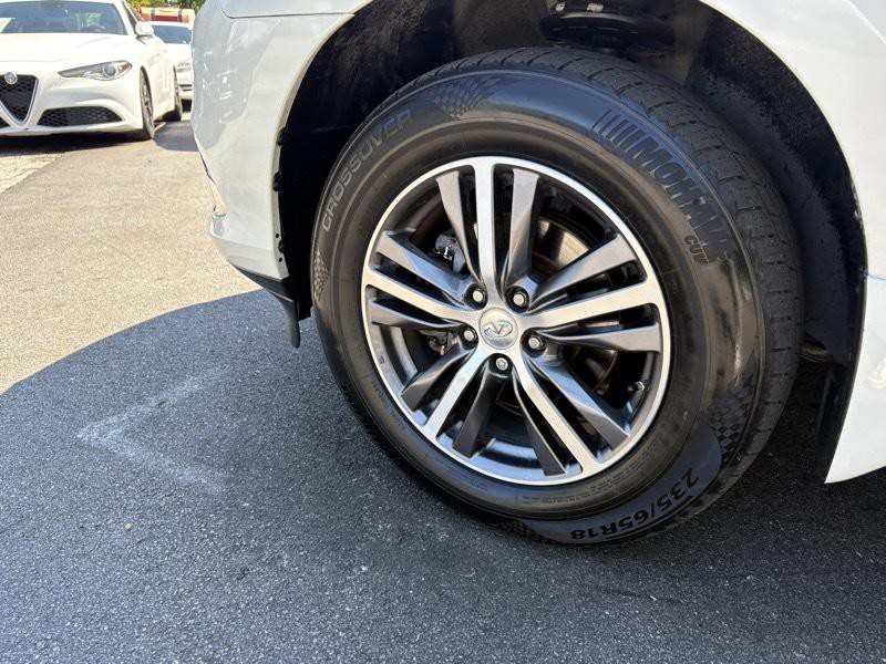 2017 INFINITI QX60 Image 8