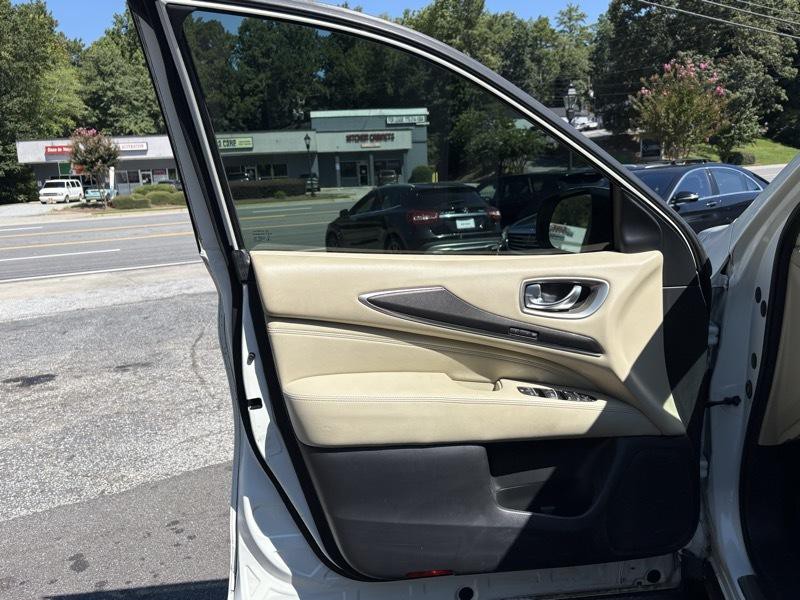 2017 INFINITI QX60 Image 11