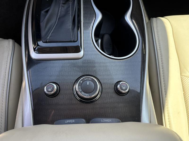 2017 INFINITI QX60 Image 18