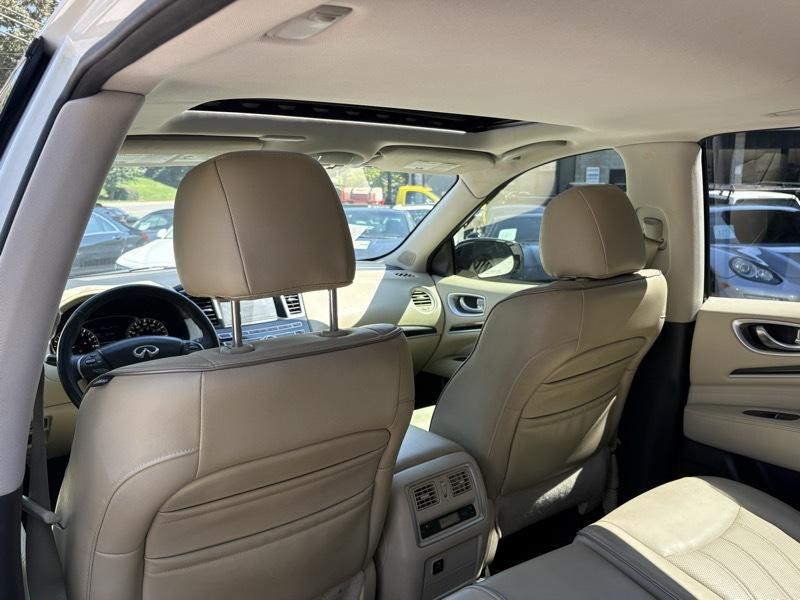 2017 INFINITI QX60 Image 30