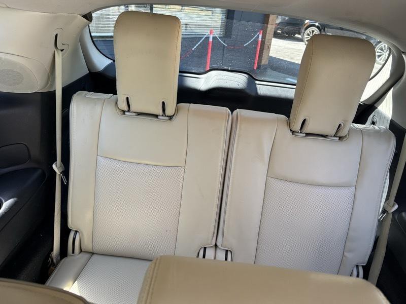 2017 INFINITI QX60 Image 35