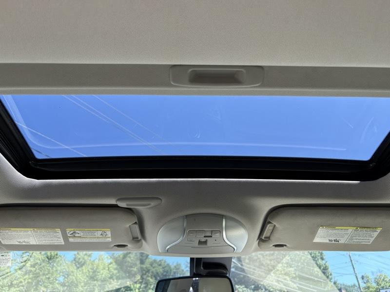 2017 INFINITI QX60 Image 36